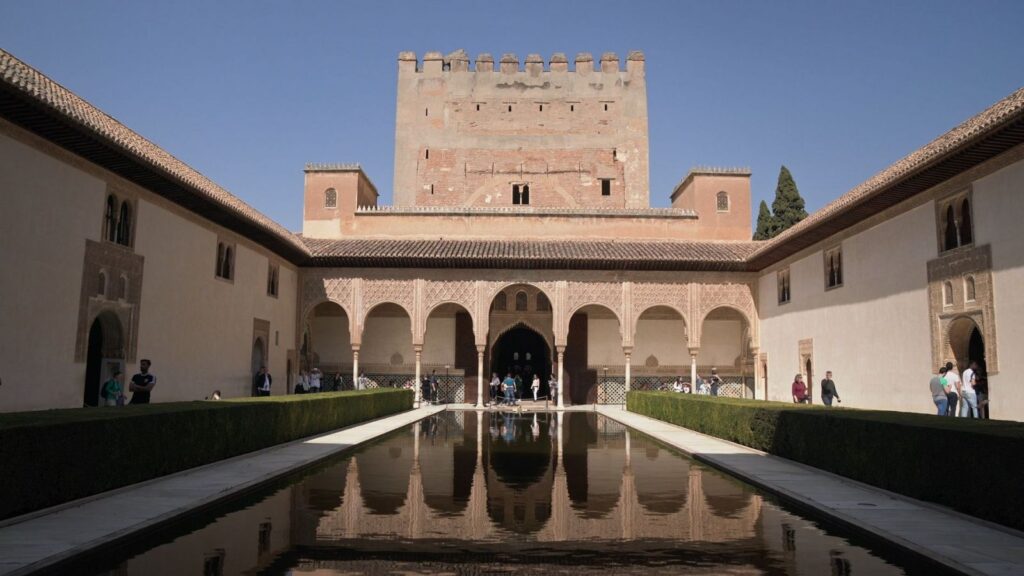 La 2 estrena el documental ‘Alhambra: el tesoro del último emirato andalusí’