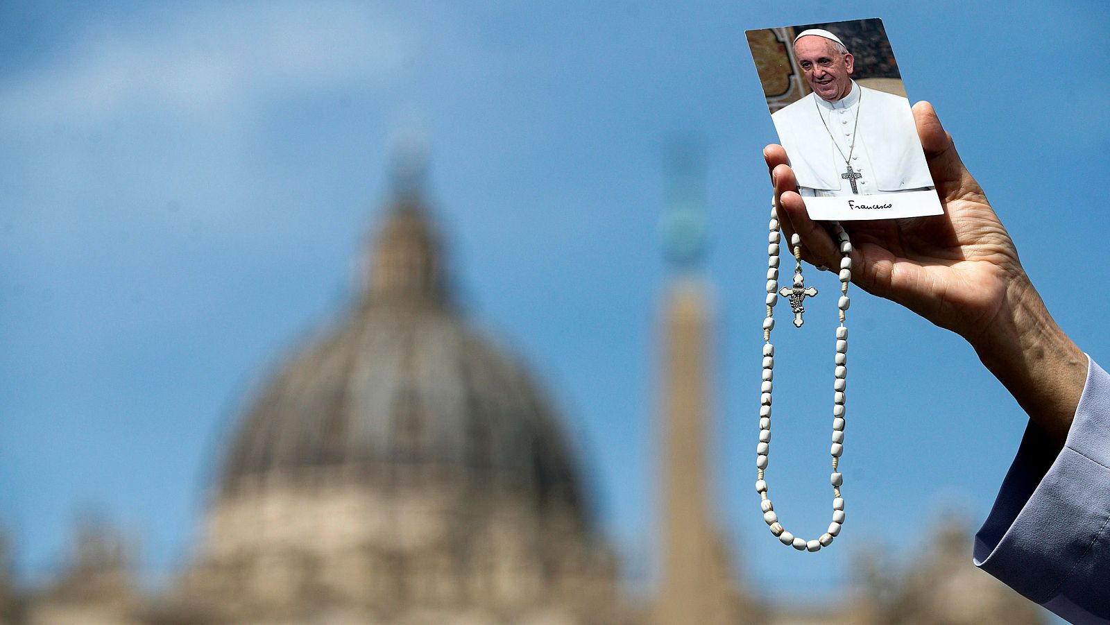 Las cadenas emiten el funeral del papa Francisco