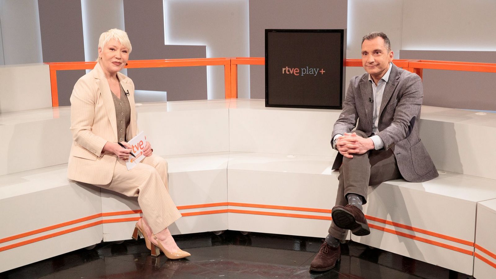 ‘RTVE Responde’ analiza cómo se vende la marca RTVE en un mundo de plataformas y el auge de los podcasts