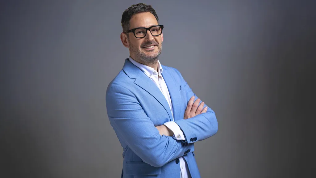 Eugeni Alemany presentará el concurso ‘Agárrate al sillón’ este verano en Telecinco