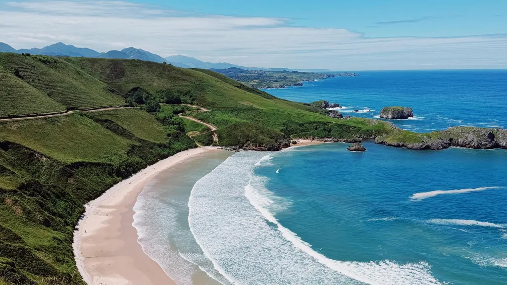 ‘Viajeros Cuatro’ recorre la costa asturiana