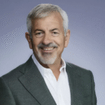 Telecinco prepara ‘Los 200: uno contra la masa’, presentado por Carlos Sobera