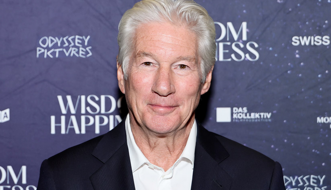 Richard Gere, estrella invitada en el resumen de 2025 de Carlos del Amor