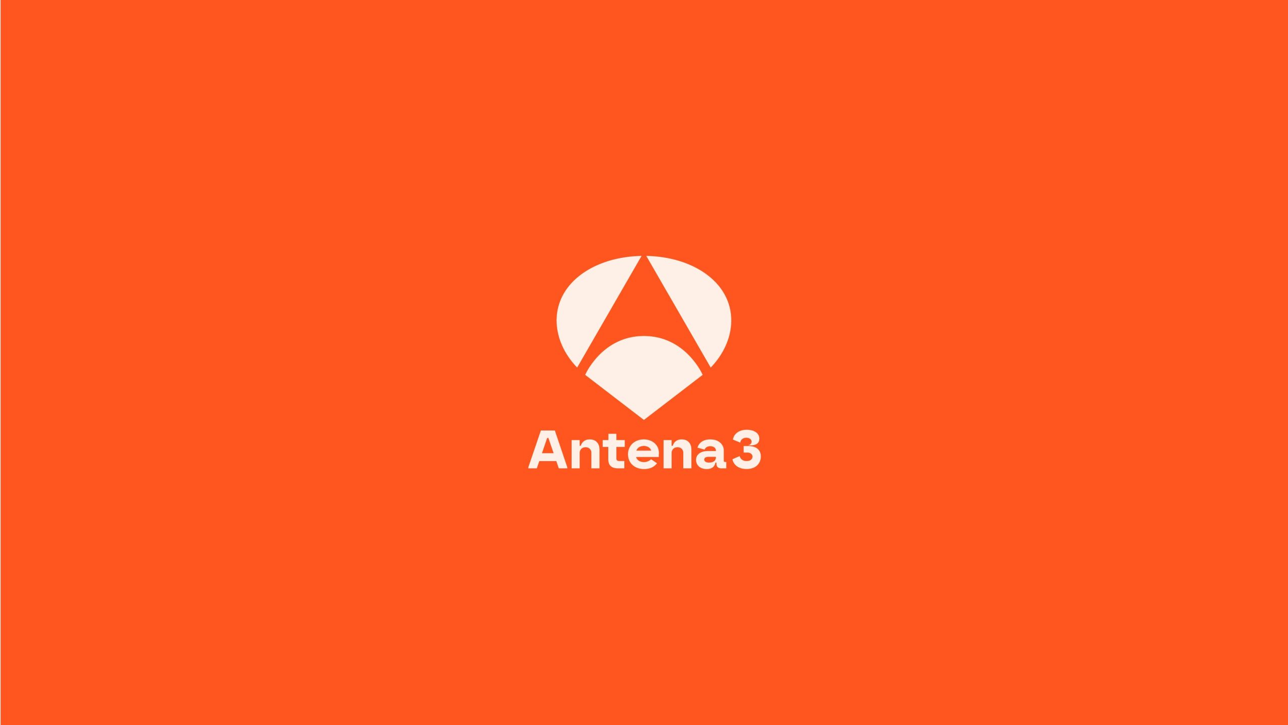 Antena 3 lidera Mayo y amplía su distancia con La 1