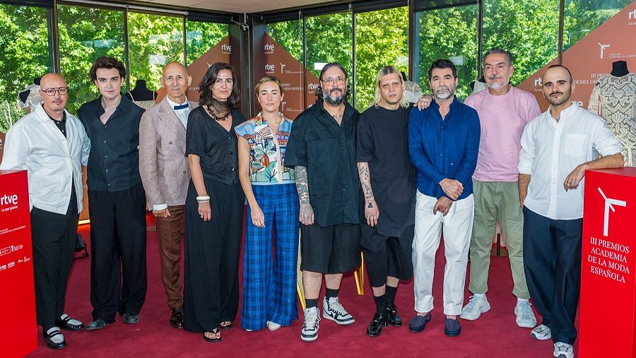 La 2 y RTVE Play emiten la tercera edición de los Premios de la Academia de la Moda